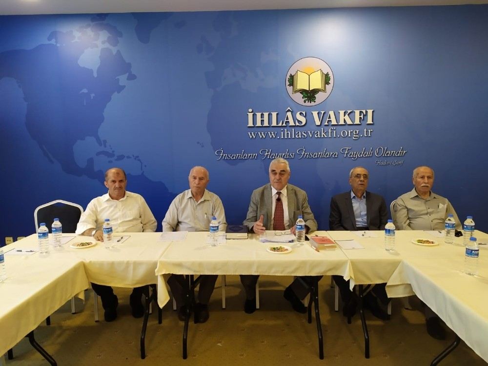 İhlas Vakfı 1İnci İlahiyatçilar Buluşması Başladı