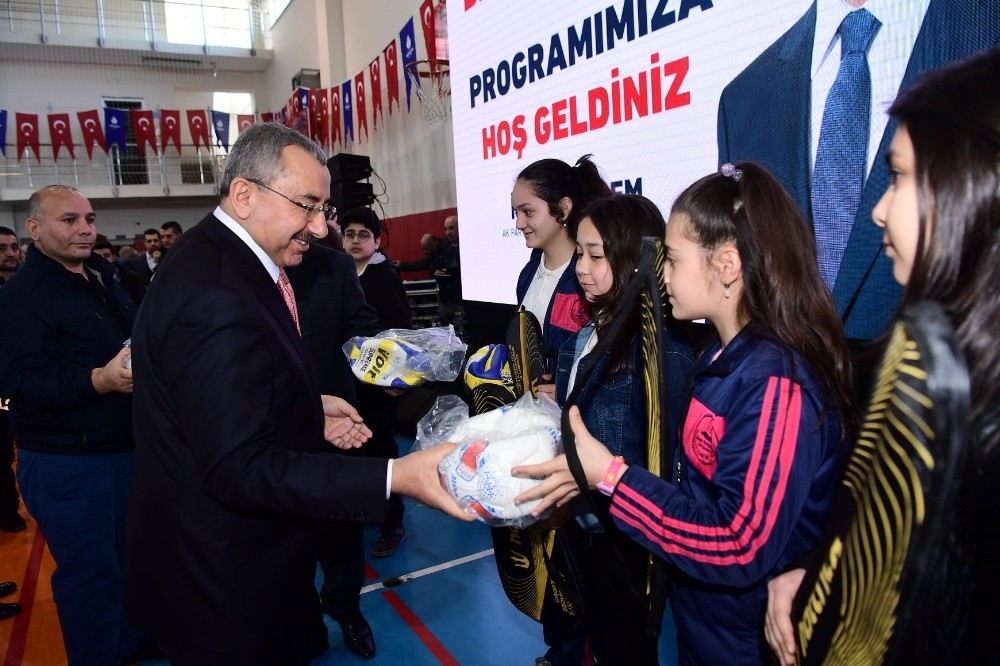 İsmail Erdem: Ataşehir Sporun Merkezi Olacak