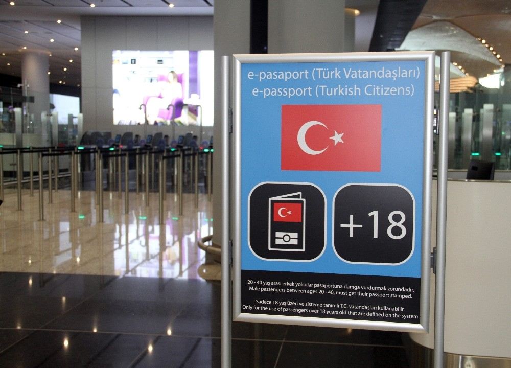 İstanbul Havalimanında Pasaporttan Hızlı Geçiş Sistemi Başladı