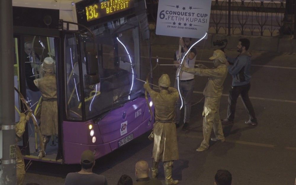 İstanbul Trafiğinde Şaşkına Çeviren Görüntü