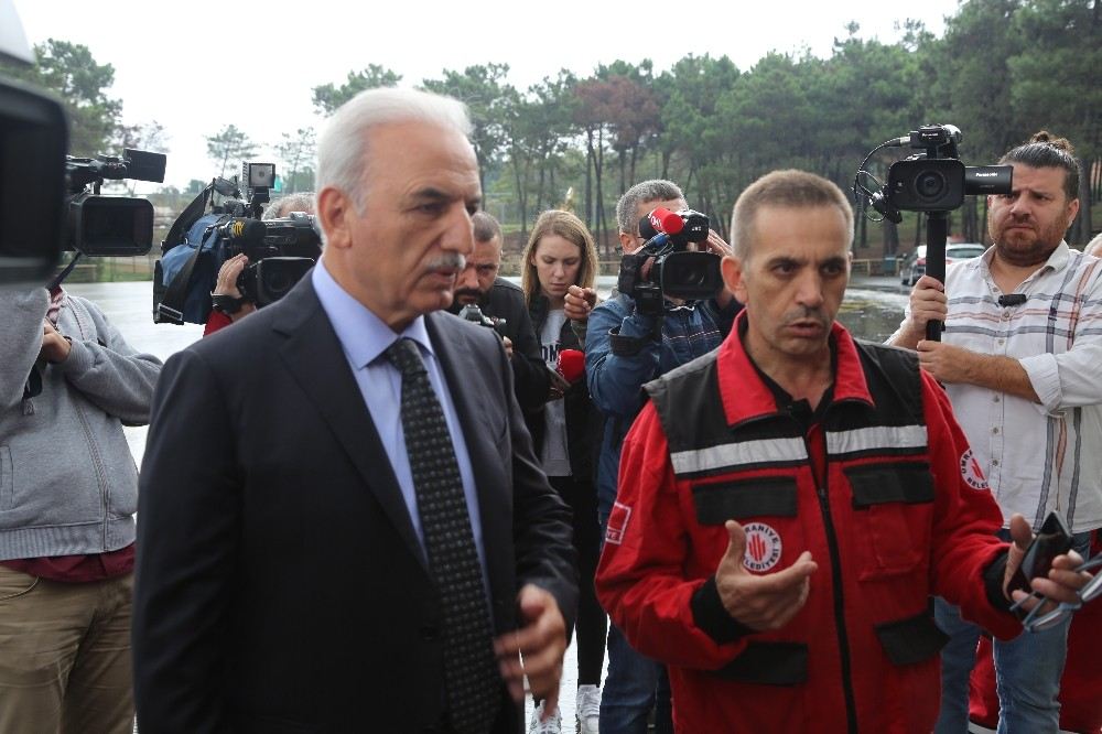 İstanbulda  Olası Bir Depremde Kullanılmak Üzere Afet Müdahale Konteynırları Hazır Bekliyor