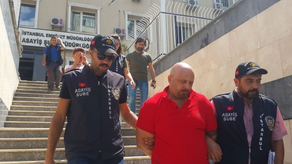 İstanbulda 1 Milyon Dolarlık Şantaj Yapan Kadın Ve Sevgilisi Yakalandı