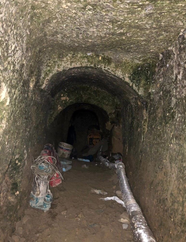 İstanbulda 4 Define Avcısı Suçüstü Yakalandı