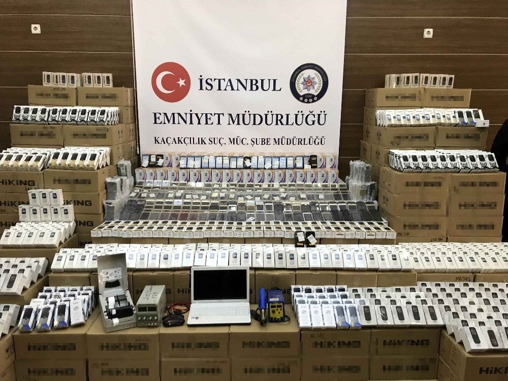 İstanbulda 47 Bine Yakın Gümrük Kaçağı Cep Telefonu Ele Geçirildi