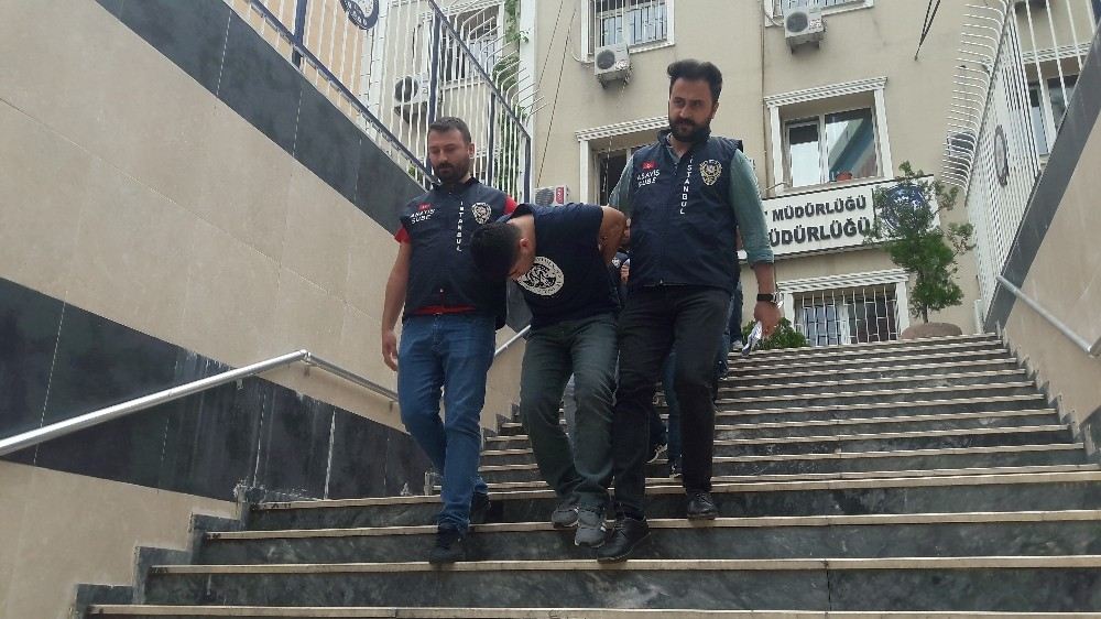 İstanbulda 5 İlçede Özel Harekat Destekli Hırsızlık Operasyonu: 12 Gözaltı