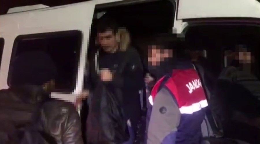 İstanbulda 70 Kaçak Göçmen Yakalandı