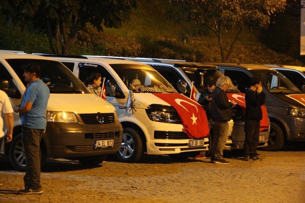 İstanbulda Barış Pınarı Harekatına Destek Konvoyu