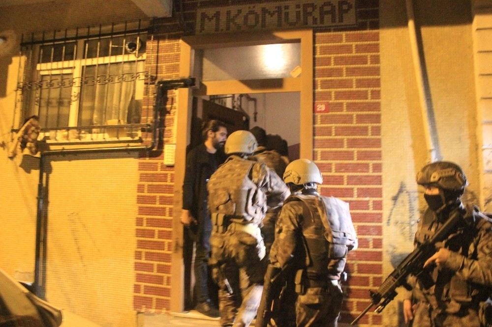 İstanbulda Gece Vakti Terör Örgütü Pkk/kck Operasyonu: Çok Sayıda Gözaltı Var
