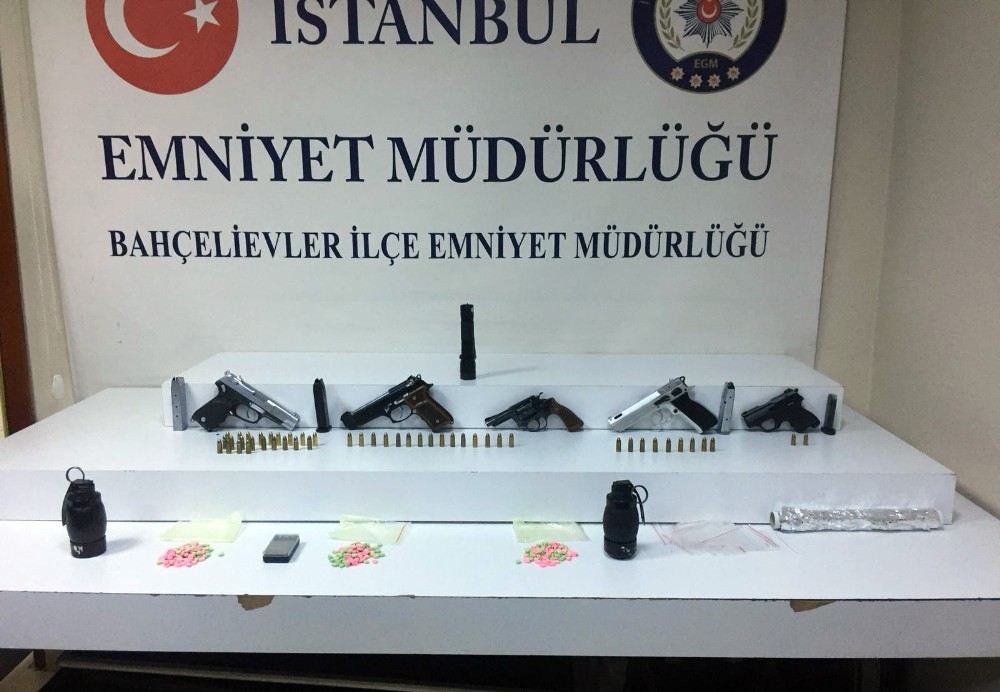 İstanbulda Uyuşturucu Tacirlerine Operasyon
