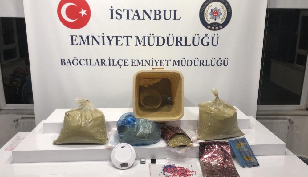 İstanbulda Yılbaşı Öncesi Operasyon: 31 Kilogram Esrar Ele Geçirildi