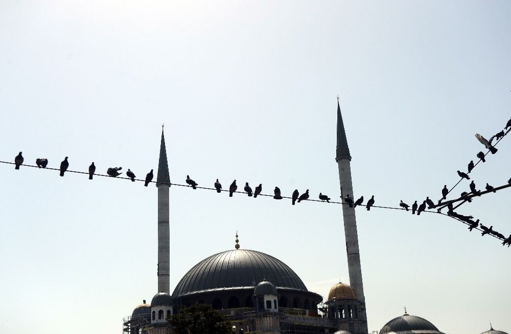 İstanbulun Yeni İncisi Taksime Güzellik Katıyor