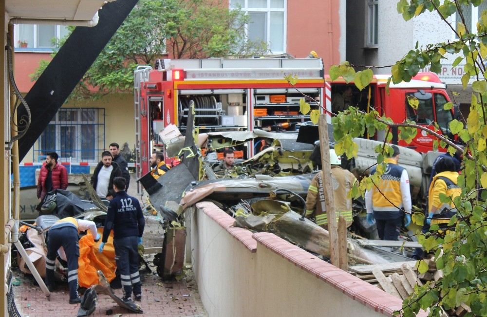 İşte Düşen Helikopterin Enkazı