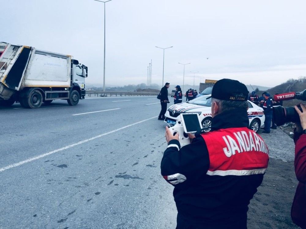 Jandarmadan Kamyon Ve Tırlara Yönelik Uygulama