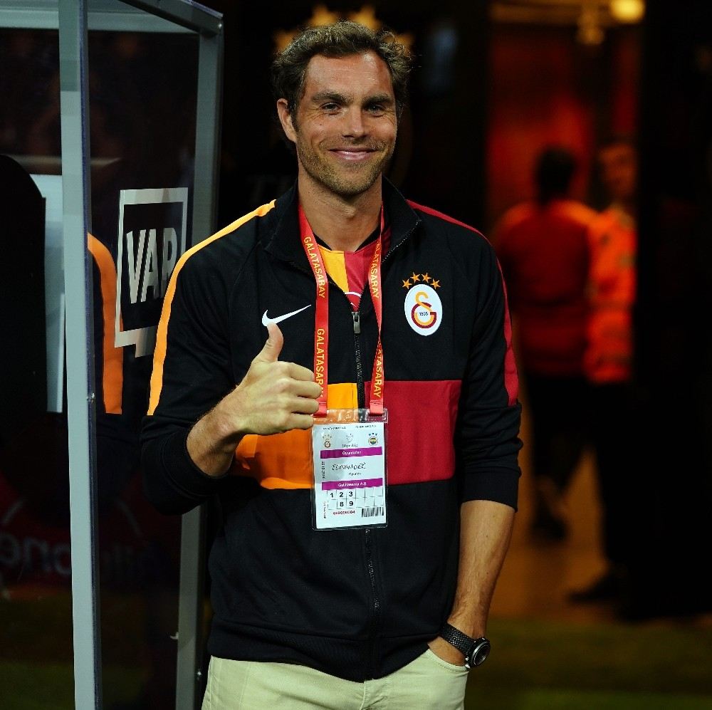 Johan Elmander Derbiyi Tribünden İzledi