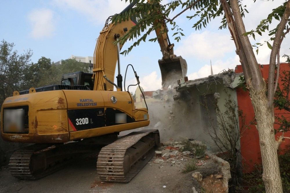 Kartal Belediyesinden Yıkılacak Binalara ?Asbestten Temizleme Şartı