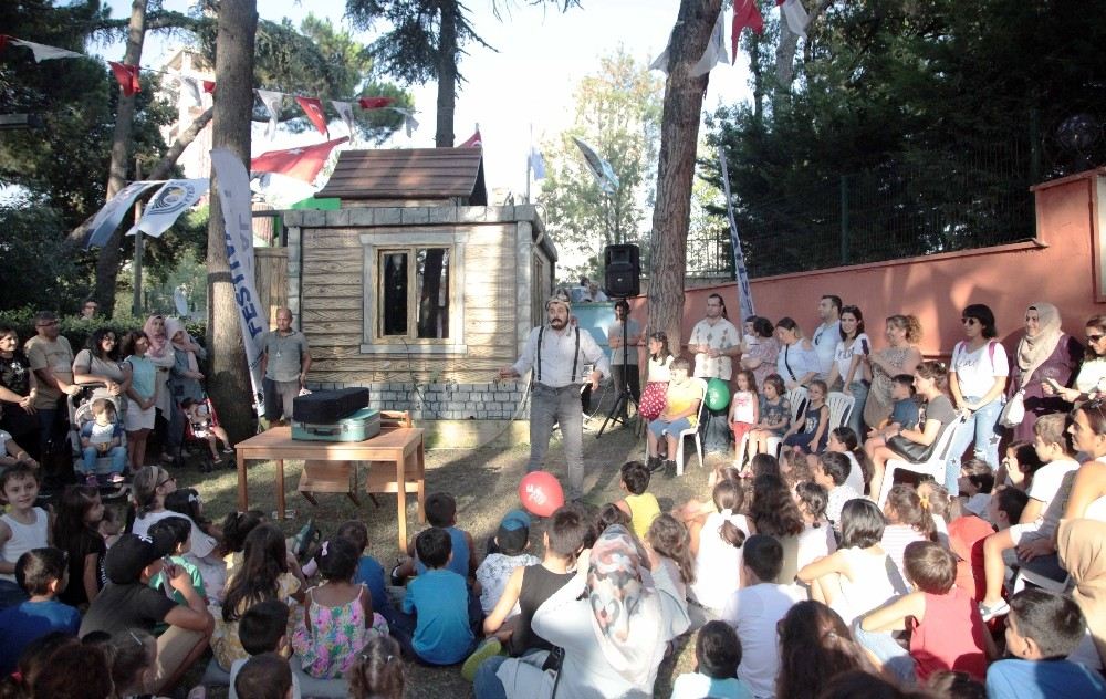 Kartalda Düzenlenen Masal Festivali Yoğun Katılımla Sona Erdi