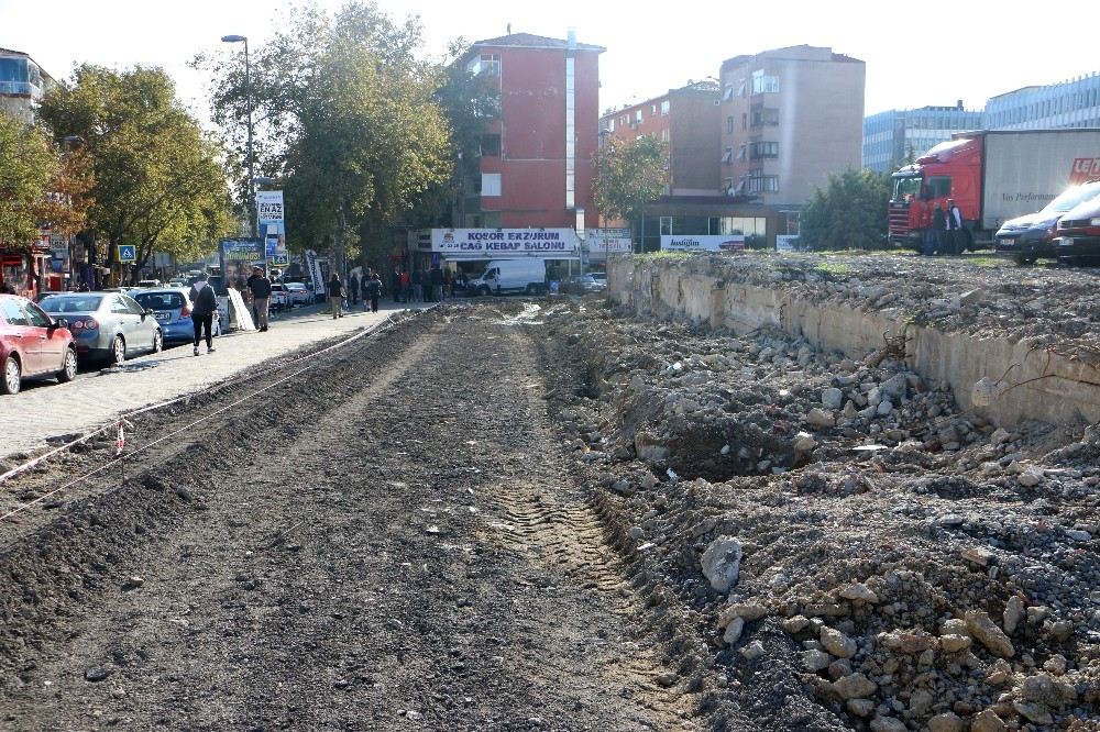 Kartalda Spor Caddesi Yenileniyor