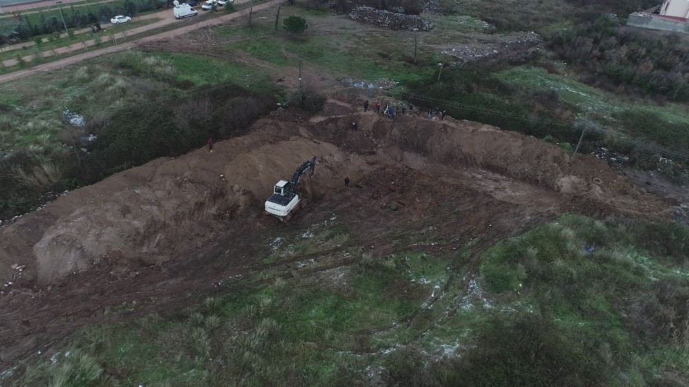 Kayıp Anne Ve Kızın Cesedini Arama Çalışmalarının 4. Gününde Bulguya Rastlanılmadı