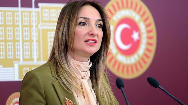 Kılıçdaroğlu istedi, Aylin Nazlıaka partiye dönüyor