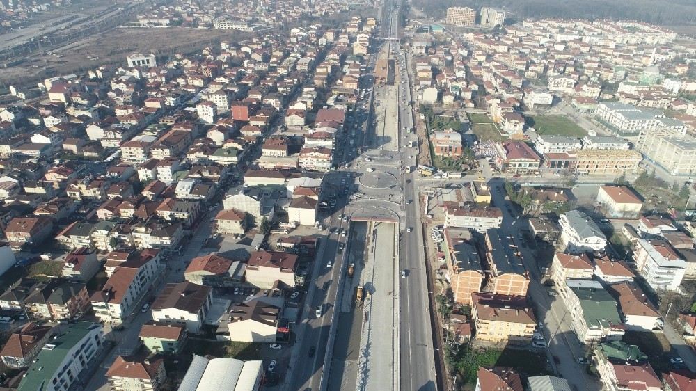 Köseköy Kavşağında Asfalt Serimi Başladı