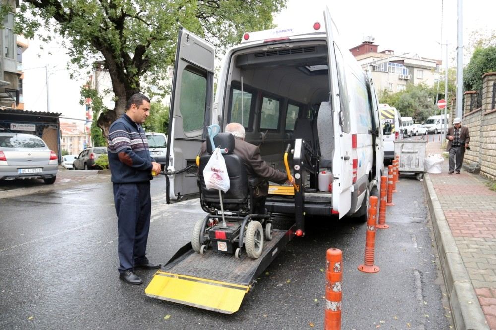 Küçükçekmecede Engelsiz Hizmet Dönemi