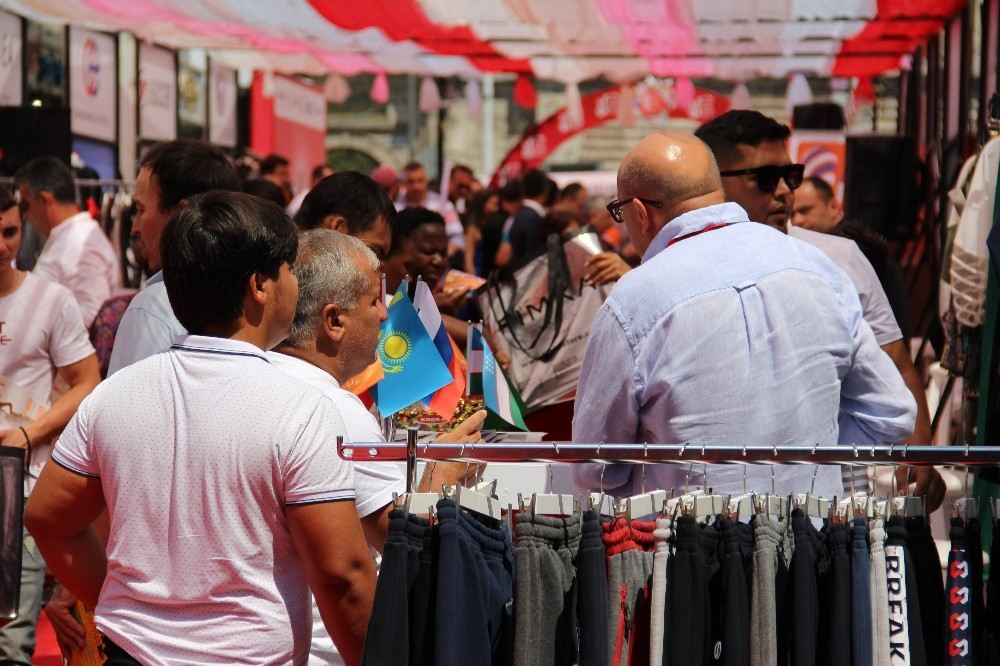 Lalelide Alışveriş Festivali Başladı, 250 Alıcı Ağırlanacak