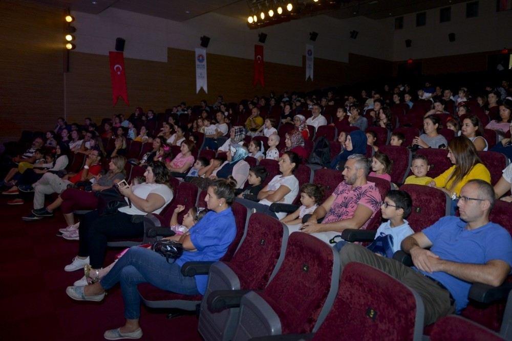 Maltepede Çocuklar İçin Tiyatro Dolu Günler Başladı