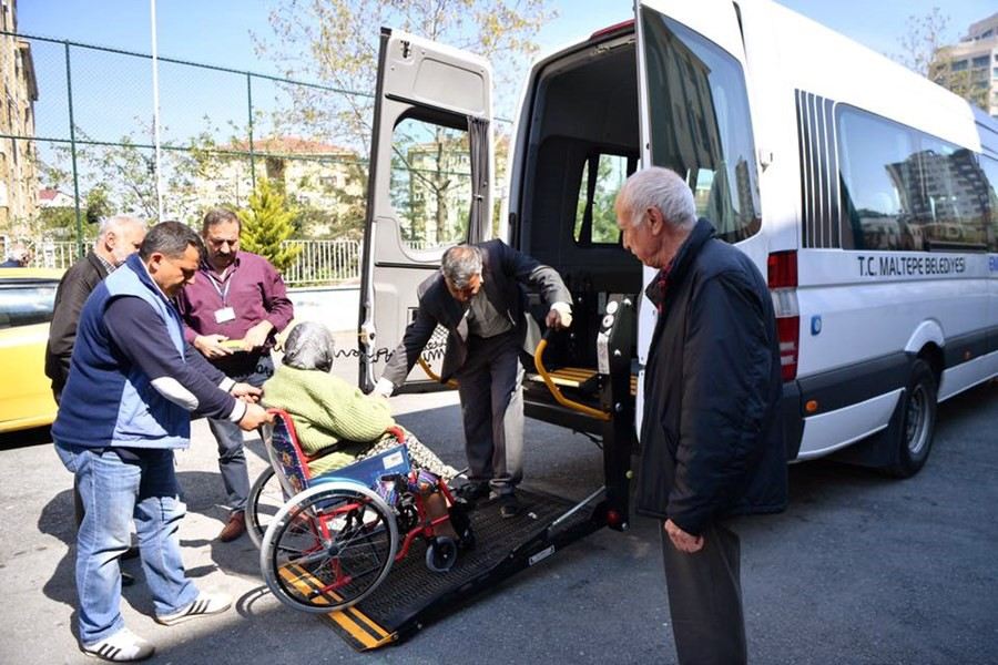 Maltepede Engelliler Sandıklara Ücretsiz Taşınacak