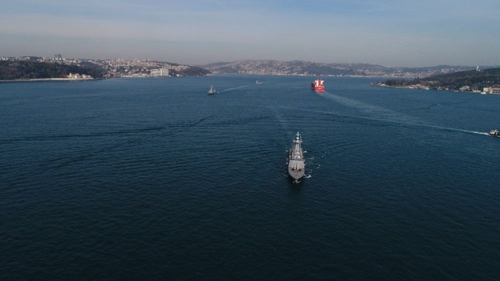 Mavi Vatan Tatbikatına Katılan Savaş Gemileri, İstanbul Boğazında