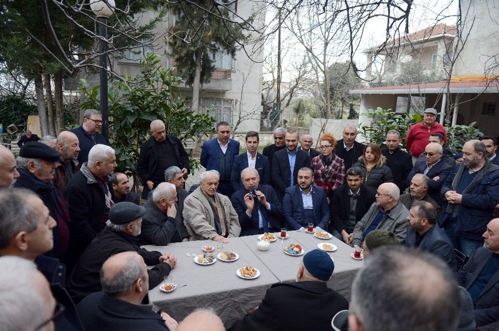 Mevlüt Uysal Evinin Önünü Temizleyen Vatandaşla Dertleşti