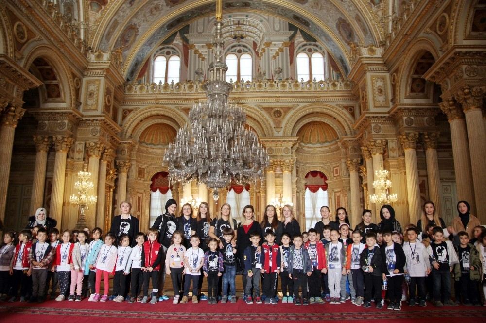 Minik Kartallılar Dolmabahçe Sarayını Ziyaret Etti