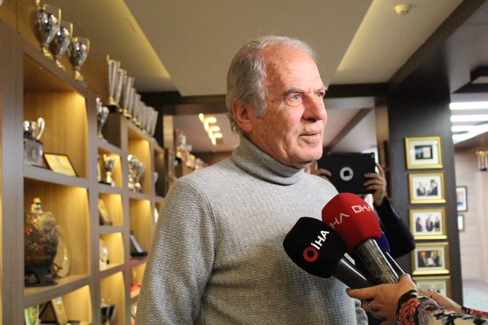 Mustafa Denizli: Futbolun Hayatta Kalması İçin Altyapıya Önem Verilmeli