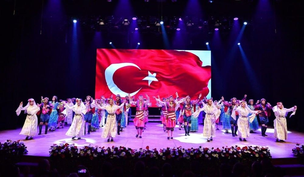 Öğretmenler Günü Kapsamında Kutlama Töreni Düzenlendi