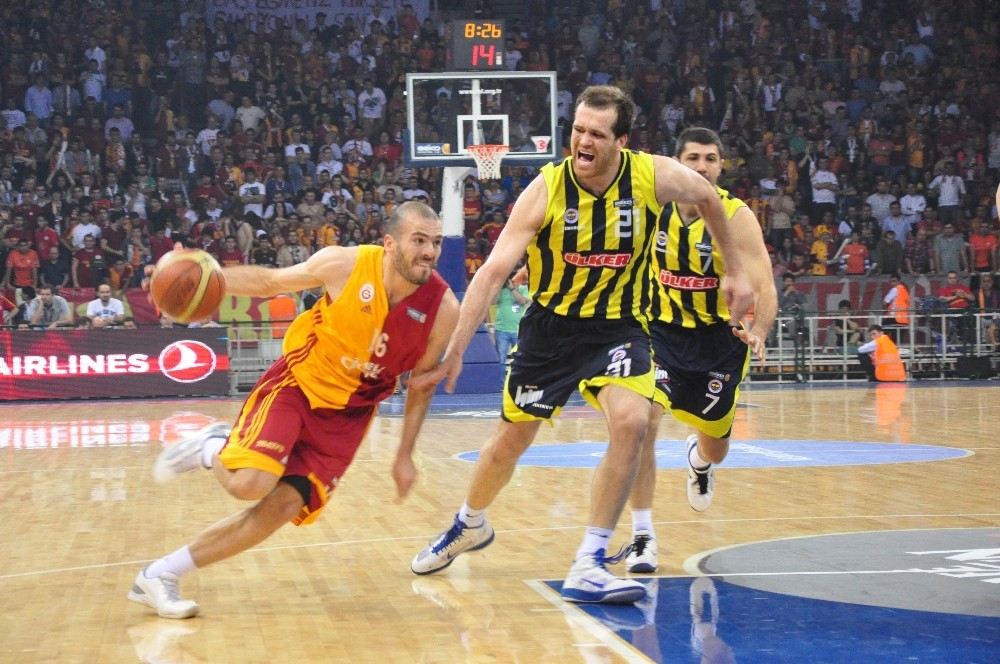 Oğuz Savaş, Beşiktaş Sompo Sigortada