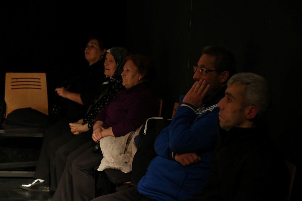 ?Okuma Tiyatrosu Engelli Seyircilerle Buluştu
