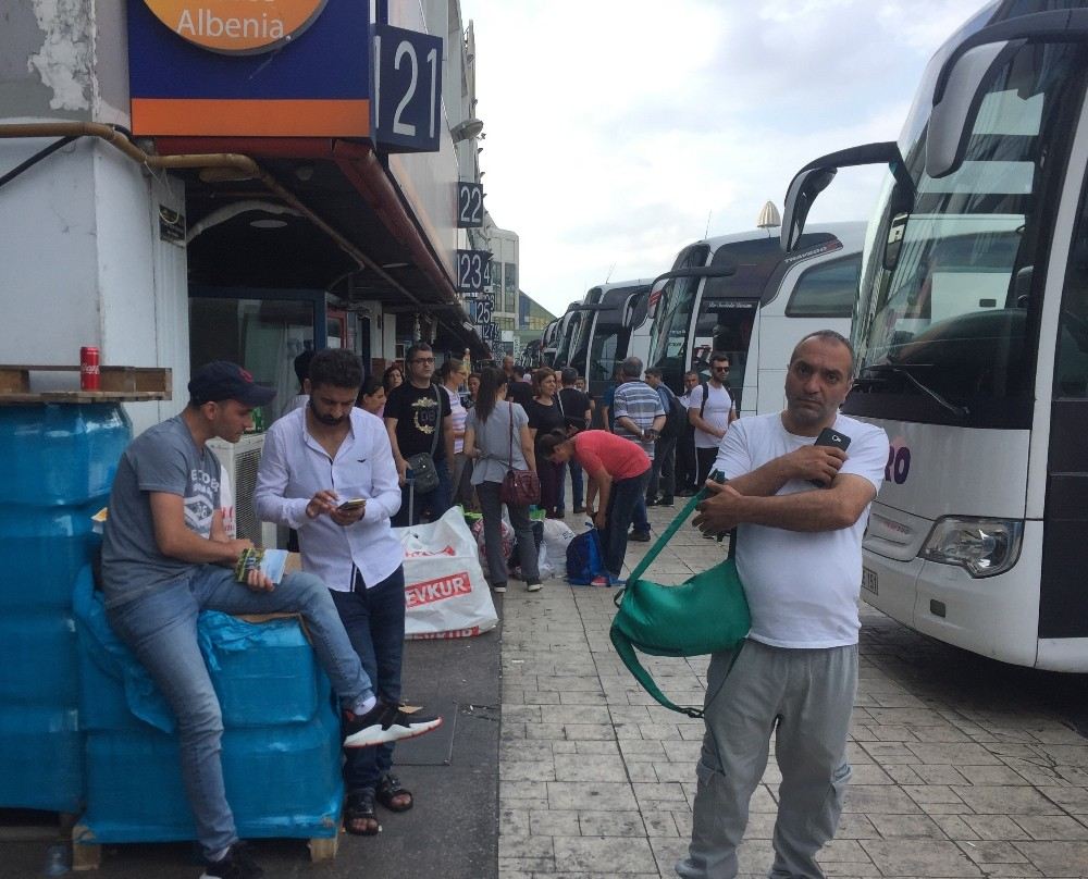 Otogarda Bayram Yoğunluğu Devam Ediyor