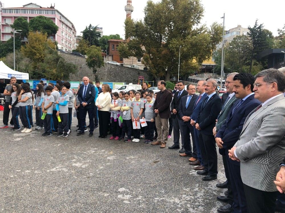 Oyun Karavanı Azerbaycana Gitmek Üzere Yola Çıktı