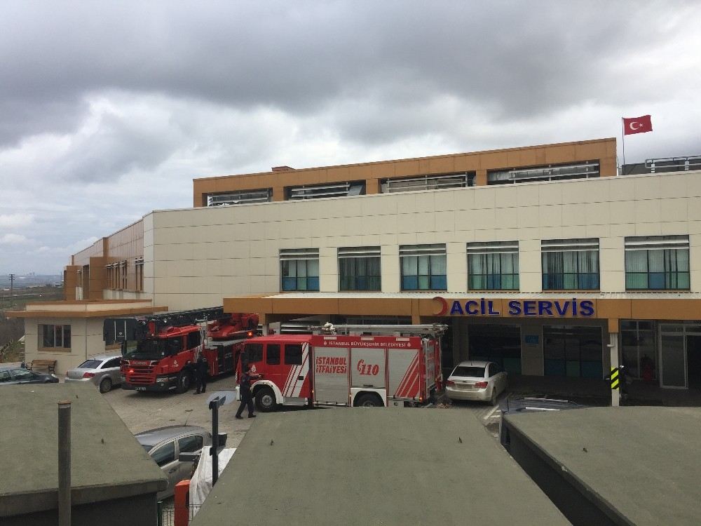 (Özel) Çatalcada Hastanede Çıkan Yangın Söndürüldü