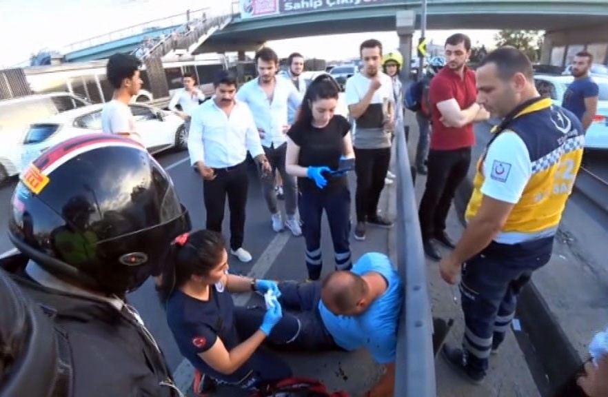 (Özel) E-5 Karayolunda Pompalı Tüfekli Magandalar Sürücüyü Darp Etti