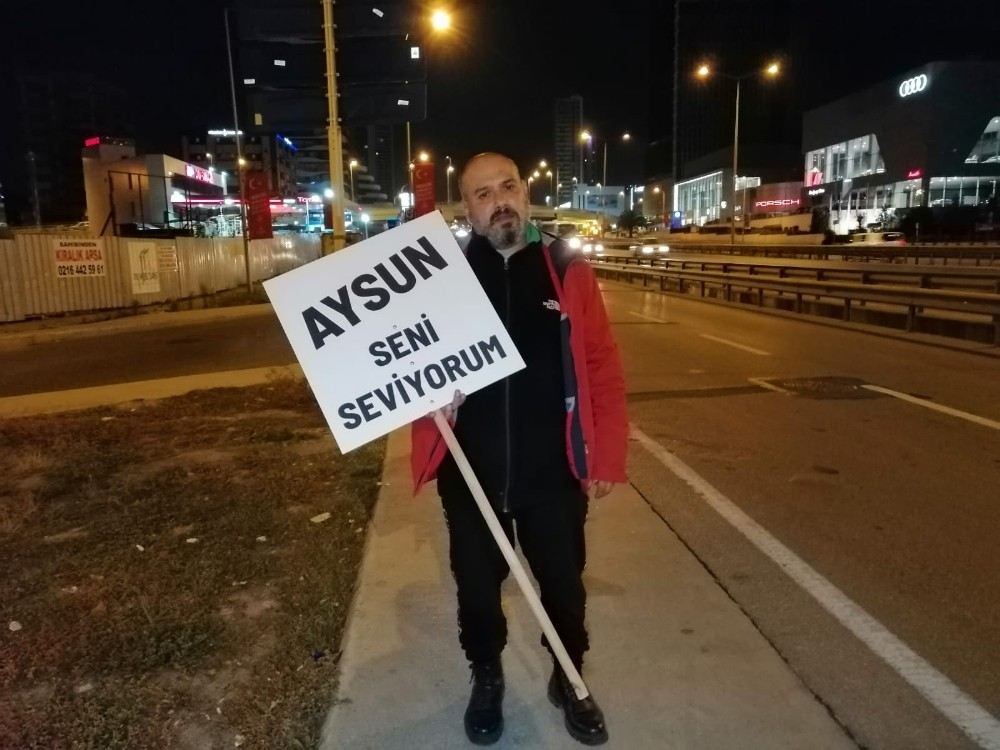 (Özel) Eşiyle Barışabilmek İçin İstanbuldan Ankaraya Yürüyor