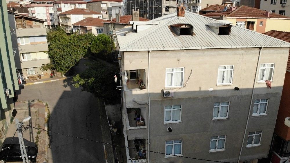 Pendikte Tahliye Edilen Bina Havadan Görüntülendi