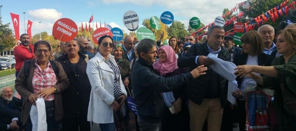 Pınar Mahallesi Sakinleri Dilekçelerini Verdi