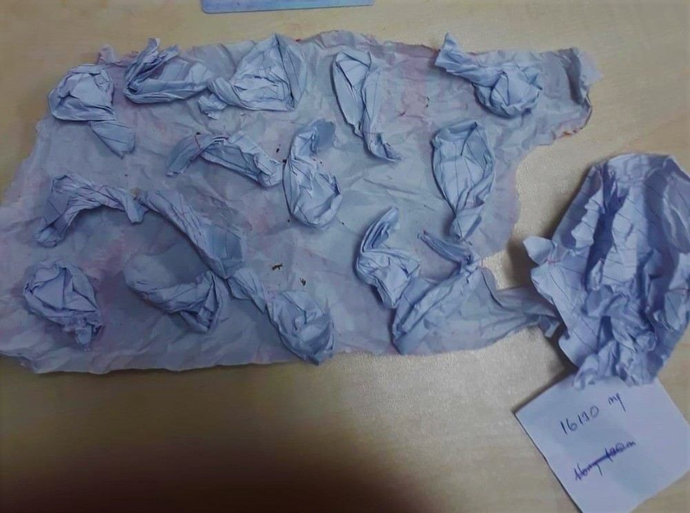 Polisten Kaçan Uyuşturucu Tacirini Bekçiler Yakaladı