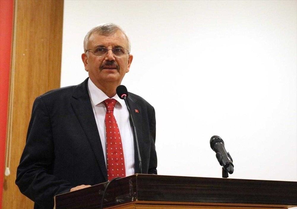 Prof. Dr. Cevdet Erdöl: ?Yeni Oluşumcular 15 Temmuzun Siyasi Hedeflerine Hizmet Ediyor?