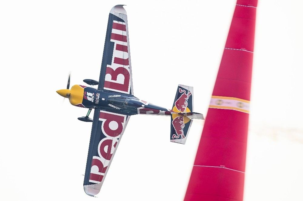 Red Bull Air Racete Şampiyon Belli Oluyor