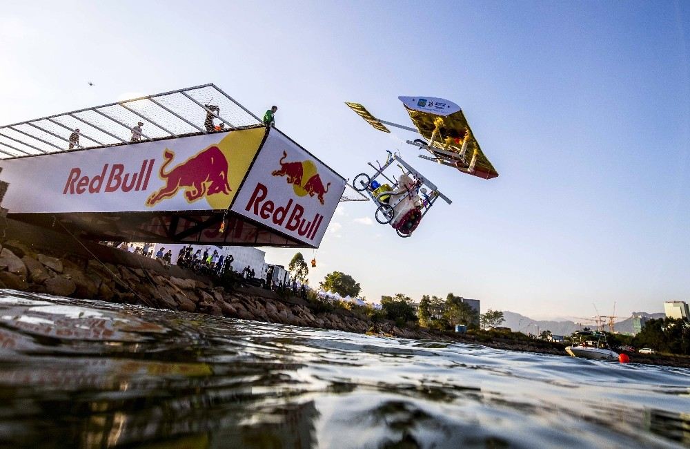 Red Bull Uçuş Günü Taslak Çizimlerini Yüklemek İçin Son 2 Hafta