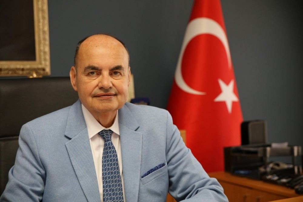 Rektör Prof. Dr. Sudi Apak, Yksye Girecek Öğrencilere Başarılar Diledi