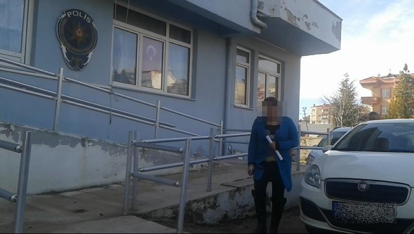 Sahte Para Bozduran Kadın Polise Yakalandı