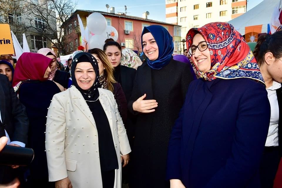 Sancaktepe Başkan Adayı Döğücü Kadınlar Günü Programlarına Katıldı