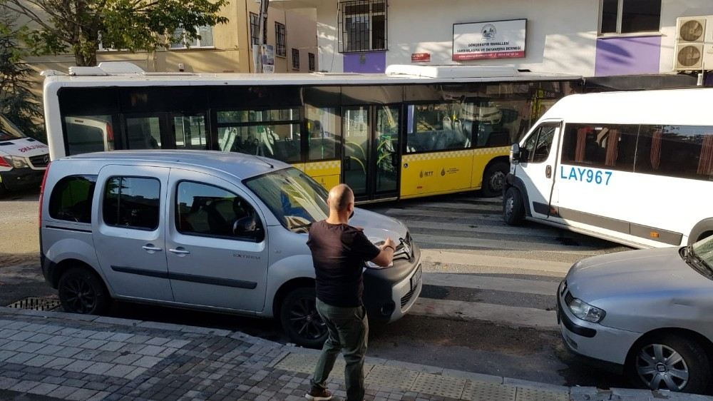 Sancaktepede Freni Patlayan İett Otobüsü Dehşet Saçtı: 1 Ölü, 3 Yaralı